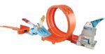 Hot Wheels Loop Stunt Champion with Dual Loop, Dual Launch Trackset, Spring Ramp 1 Car for Kids - Image 3