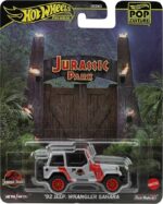 Hot Wheels New Jurassic World, Die-Cast Replica from Popular Movie, TV Show or Video Game