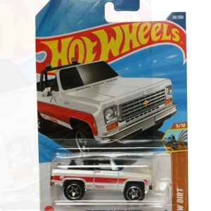 Hot Wheels 75 Chevy Blazer Custom HW Dirt Ages 3 and Up 115/250 (White)