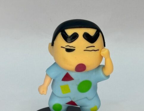 Mini Anime Figure . Sleepy Shin Chan