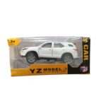 YZ Model Alloy Model Car . White - Image 2