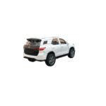 YZ Model Alloy Model Car . White - Image 4