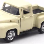 Die Cast Classic Car - Cream - Image 4