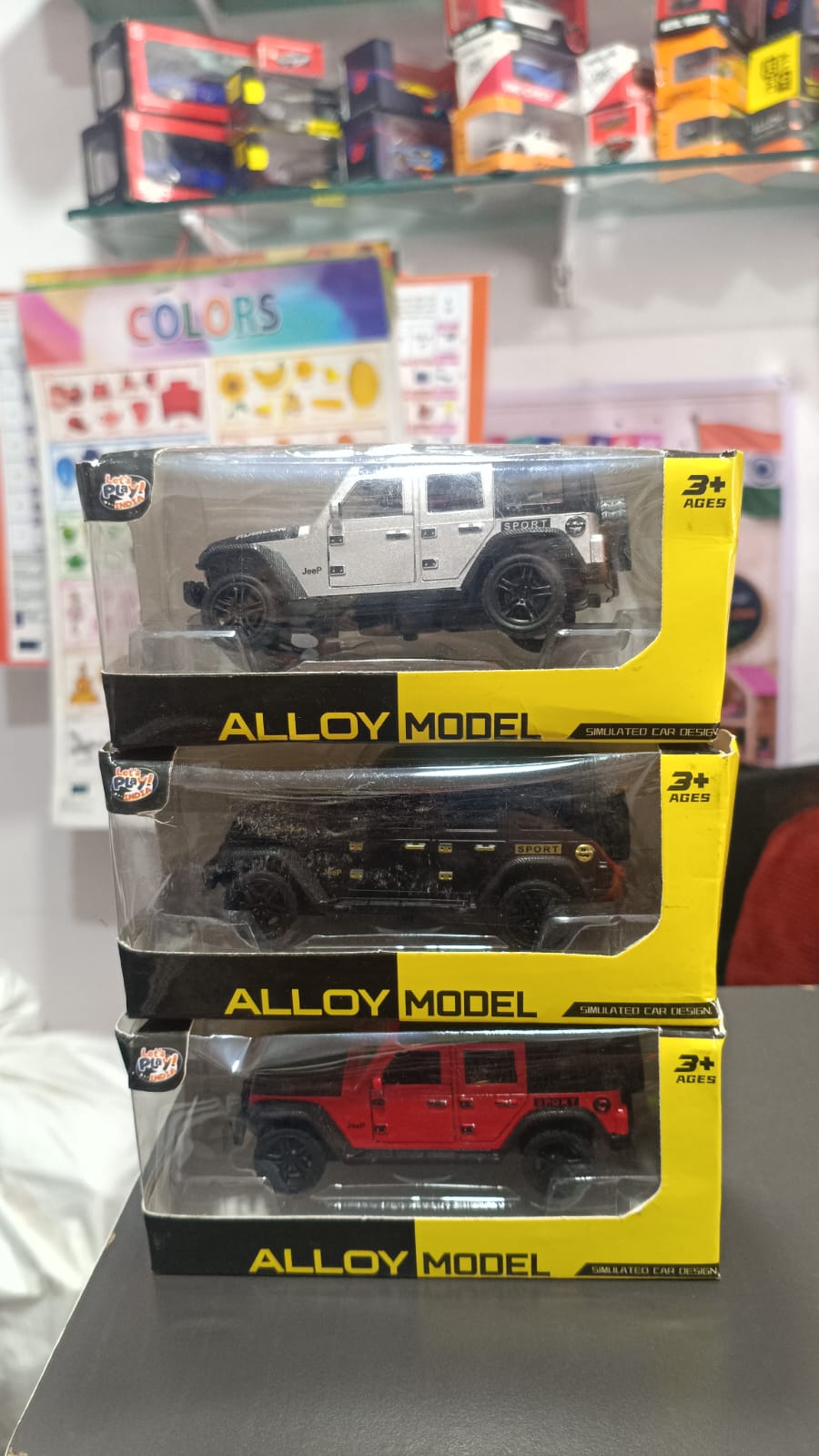 3151000 Jeep Wrangler Rubicon 1.36 Scale model - Image 1
